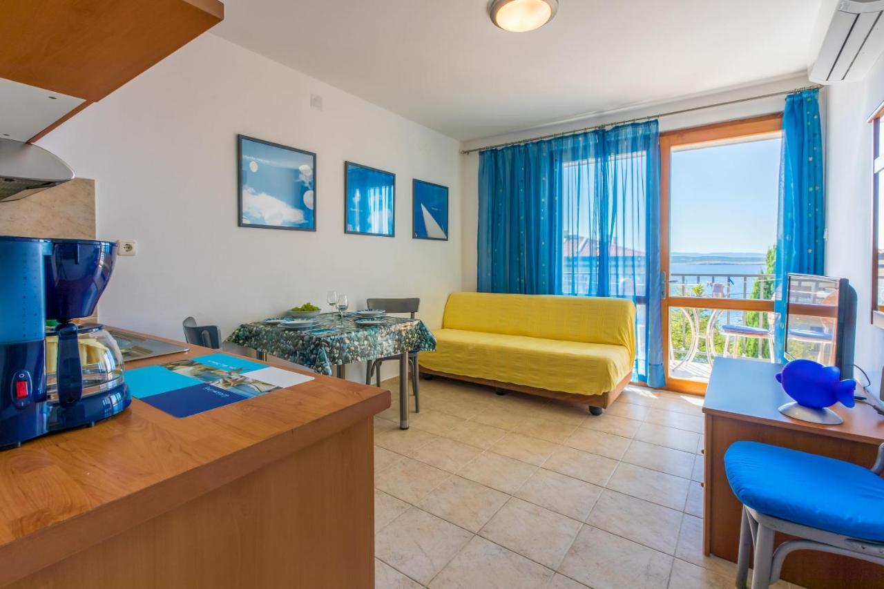 Apartments Loncaric Crikvenica Ngoại thất bức ảnh