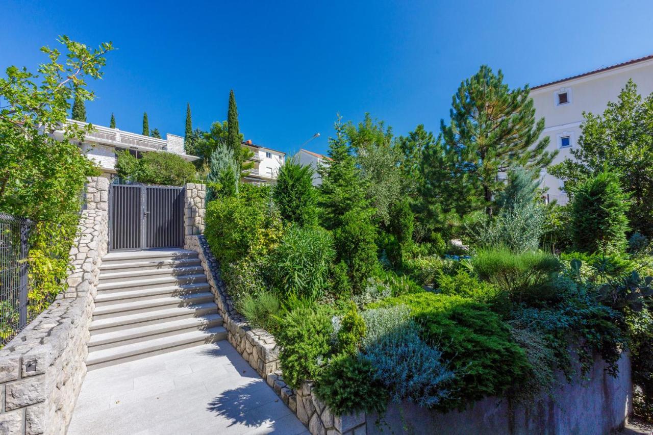 Apartments Loncaric Crikvenica Ngoại thất bức ảnh