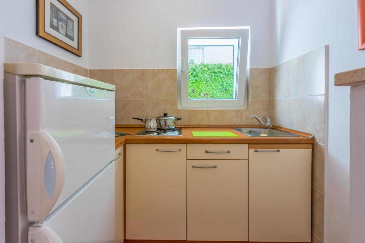 Apartments Loncaric Crikvenica Ngoại thất bức ảnh