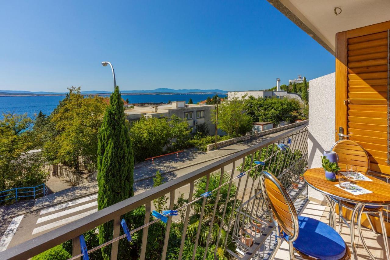 Apartments Loncaric Crikvenica Ngoại thất bức ảnh