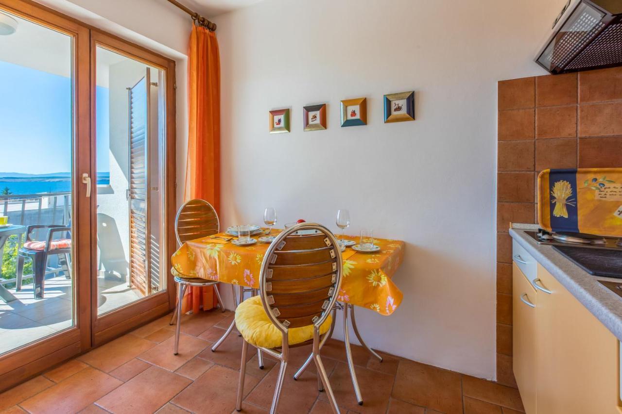 Apartments Loncaric Crikvenica Ngoại thất bức ảnh