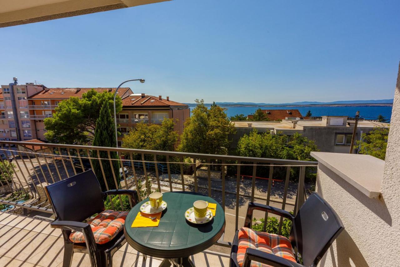 Apartments Loncaric Crikvenica Ngoại thất bức ảnh