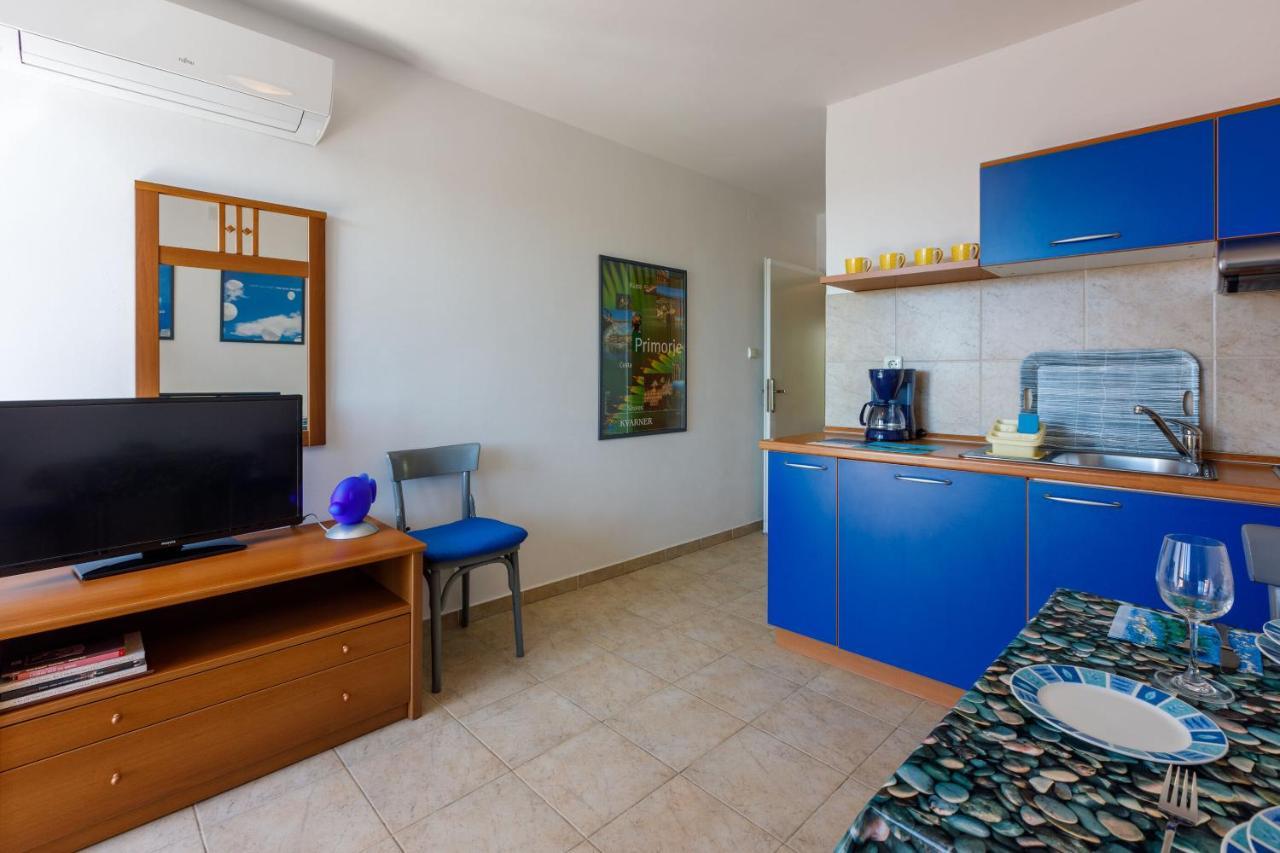 Apartments Loncaric Crikvenica Ngoại thất bức ảnh