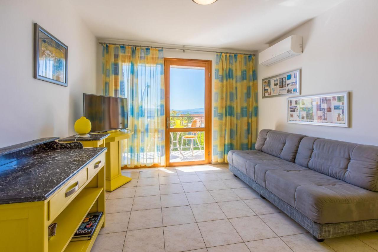 Apartments Loncaric Crikvenica Ngoại thất bức ảnh