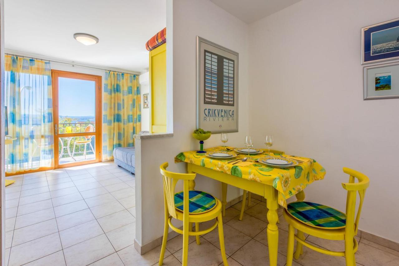 Apartments Loncaric Crikvenica Ngoại thất bức ảnh