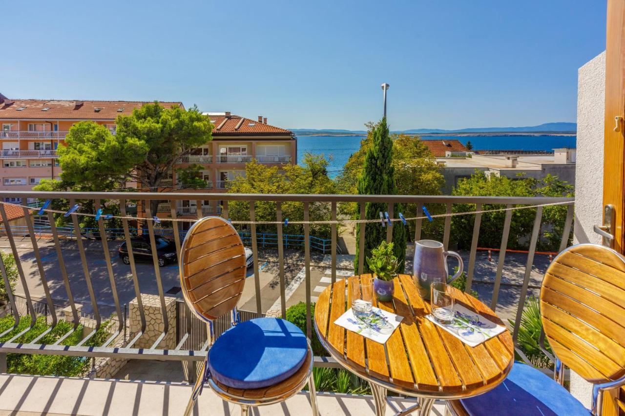 Apartments Loncaric Crikvenica Ngoại thất bức ảnh